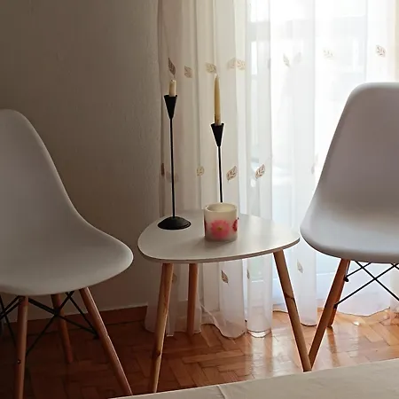 Acropolis Within 10min. Walk! Apartment